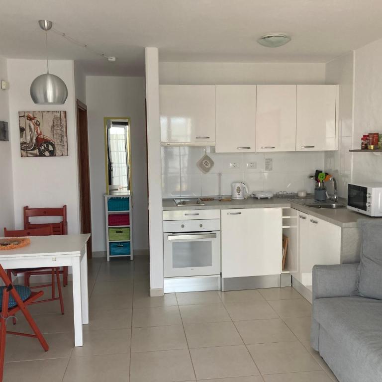 Sun Beach 41 - Vacation Home - 3