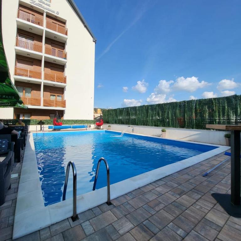 Suri 5 Zlatibor - Studio - 20