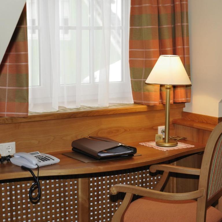 Pension Hochleitner am Schloßpark - Deluxe Doppelzimmer - 11