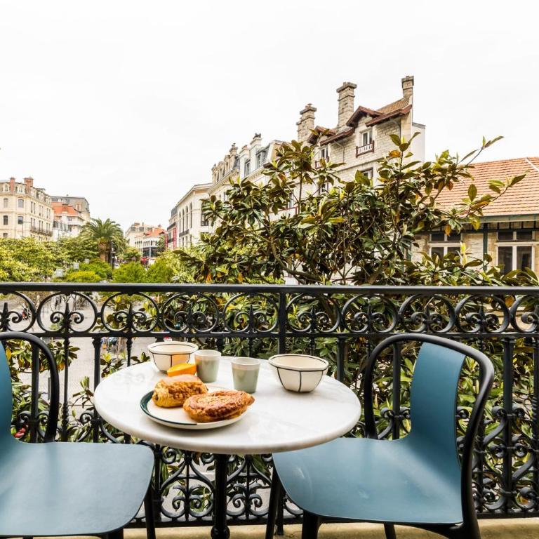 HYGGE KEYWEEK Apt 2 bedrooms with parking in Biarritz city center - Appartement - 8