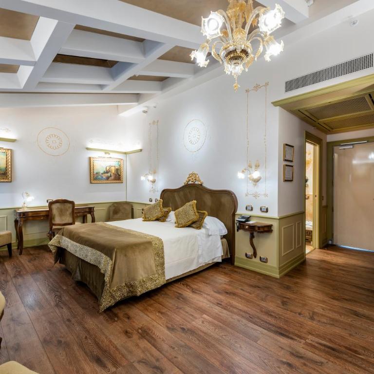 Monaco & Grand Canal - Junior Suite - 4