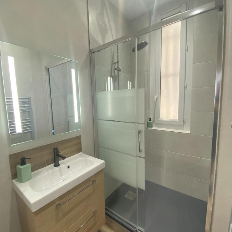 La Clé Clim, Wifi, Vue Port et Balcon - Apartment mit 3 Schlafzimmern - 4