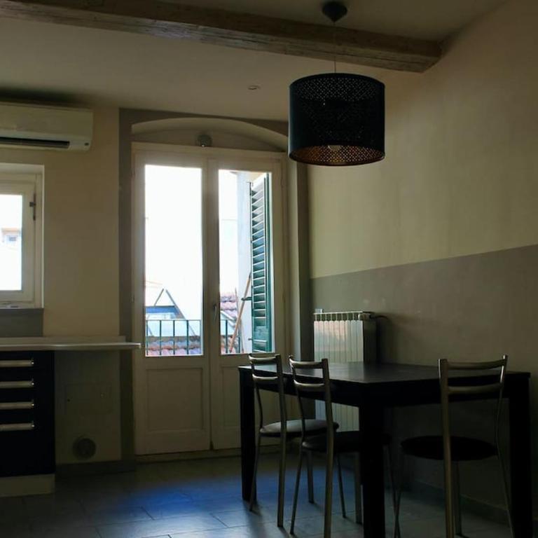Modern 3BR Near Santa Maria Novella Station - Appartamento con 3 Camere da Letto - 50