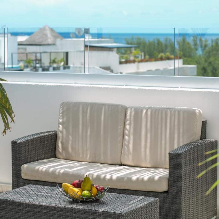 Moderno departamento cerca de la playa y la 5 Ave - Two-Bedroom Apartment - 55