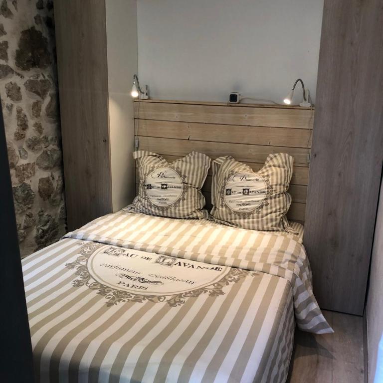 Vieil Antibes, ravissant 2p avec petite terrasse - Appartement 1 Chambre - 22