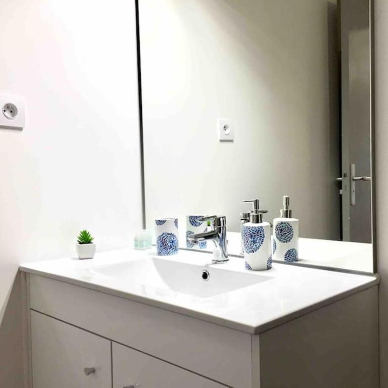 Ma place au sud Aix Parking - Appartamento con 1 Camera da Letto - 11