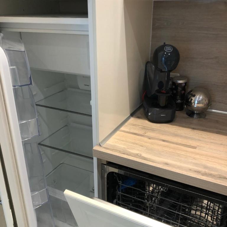 Vieil Antibes, ravissant 2p avec petite terrasse - Appartement 1 Chambre - 9