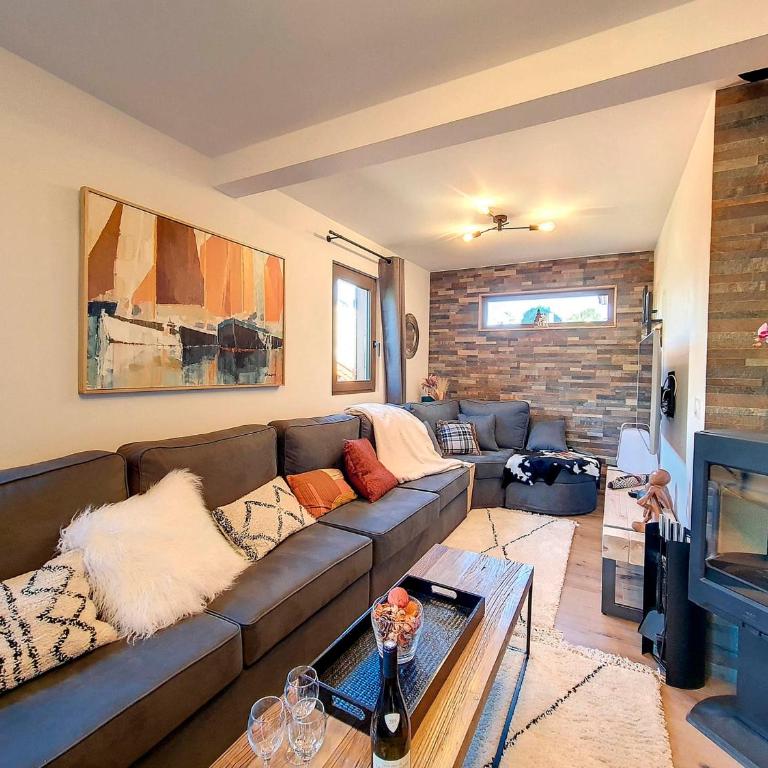 Chalet rénové 6 pers, terrasse, proche téléski, WIFI - FR-1-344-1137 - Chalet - 5