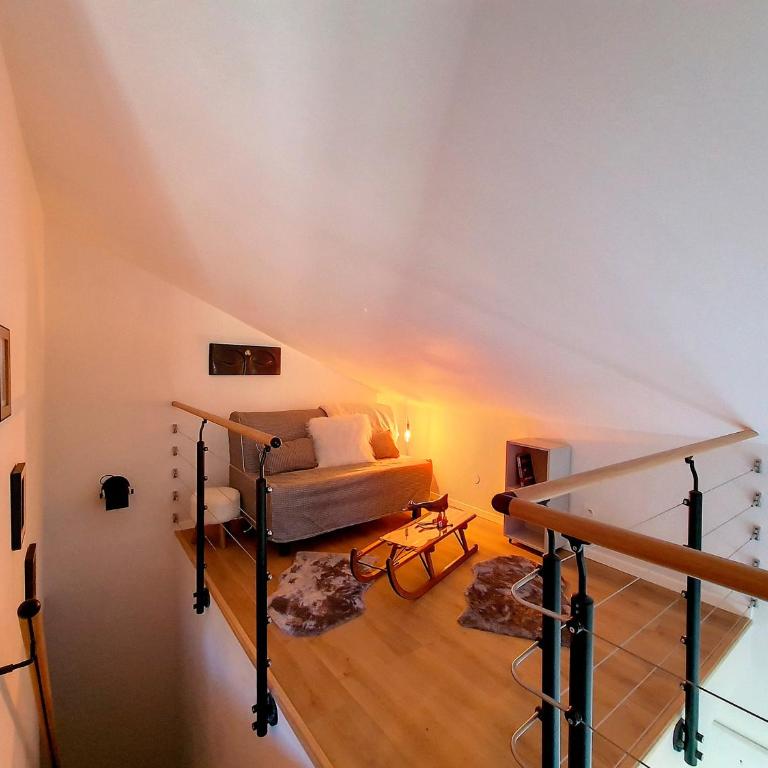 Chalet rénové 6 pers, terrasse, proche téléski, WIFI - FR-1-344-1137 - Chalet - 11