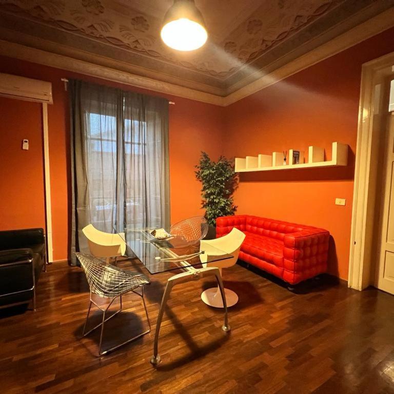 38,VELASQUEZ - Appartamento con 2 Camere da Letto - 3