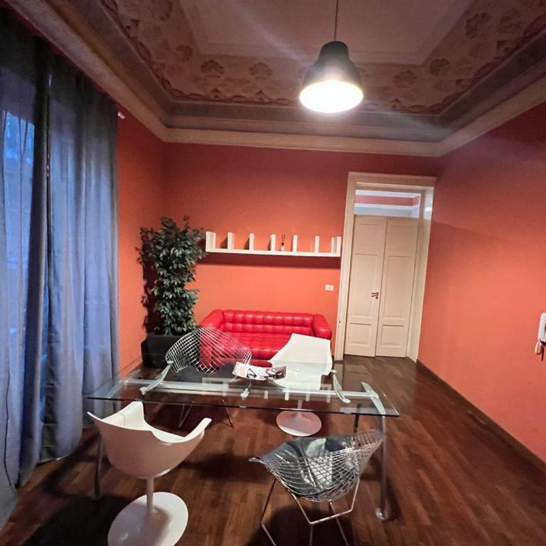 38,VELASQUEZ - Appartamento con 2 Camere da Letto - 37