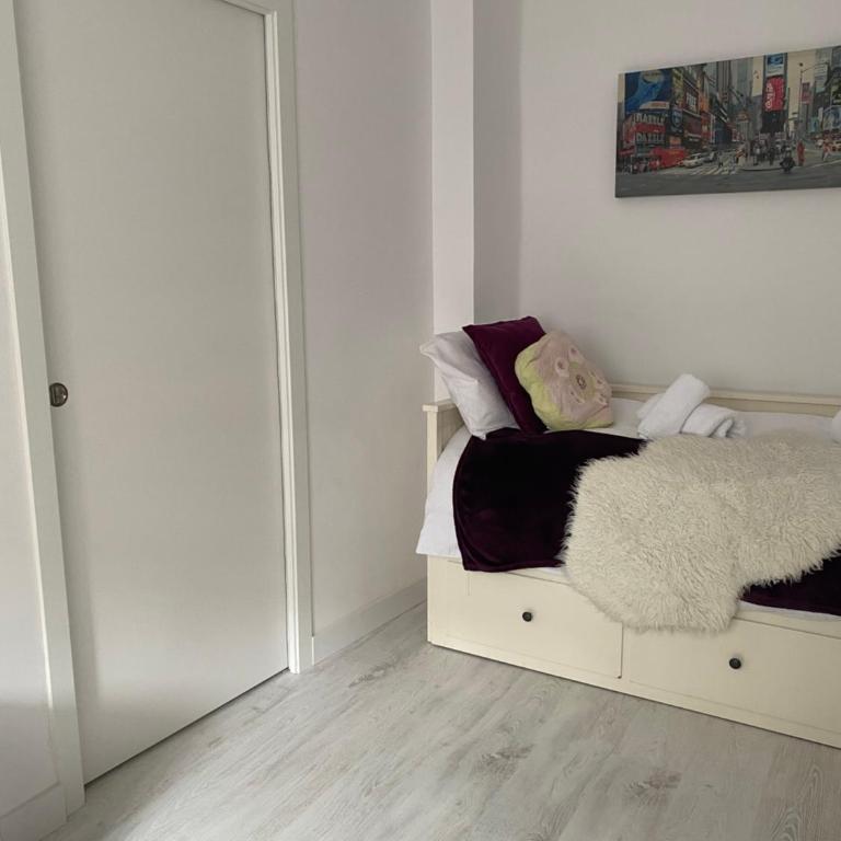 PRECIOSO Y ACOGEDOR APARTAMENTO EN PLENO CENTRO DE GRANADA - Three-Bedroom Apartment - 39