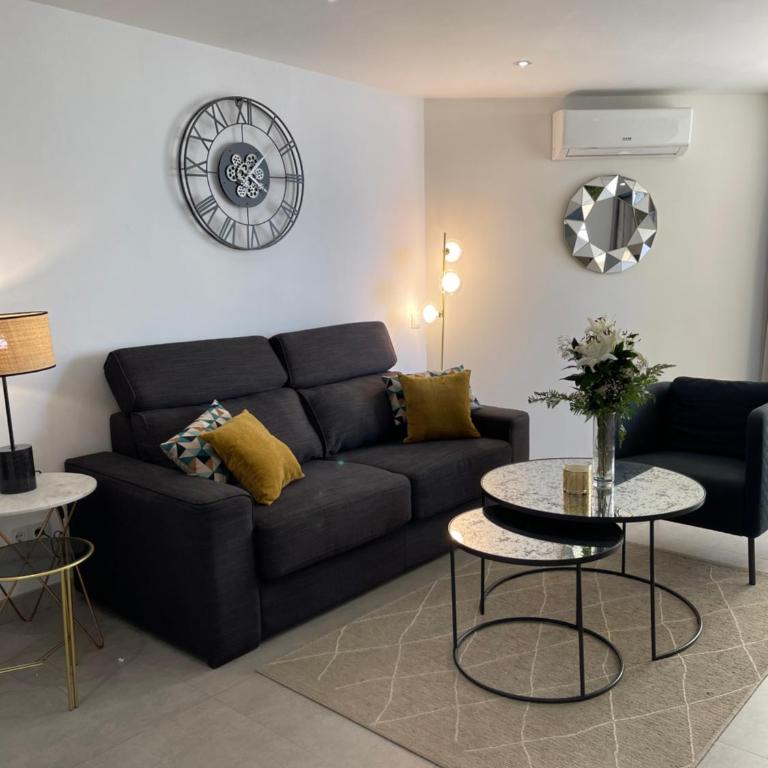 Dúplex junto al mar en el Faro Marbella con piscina y pets friendly - Apartamento de 1 dormitorio - 15
