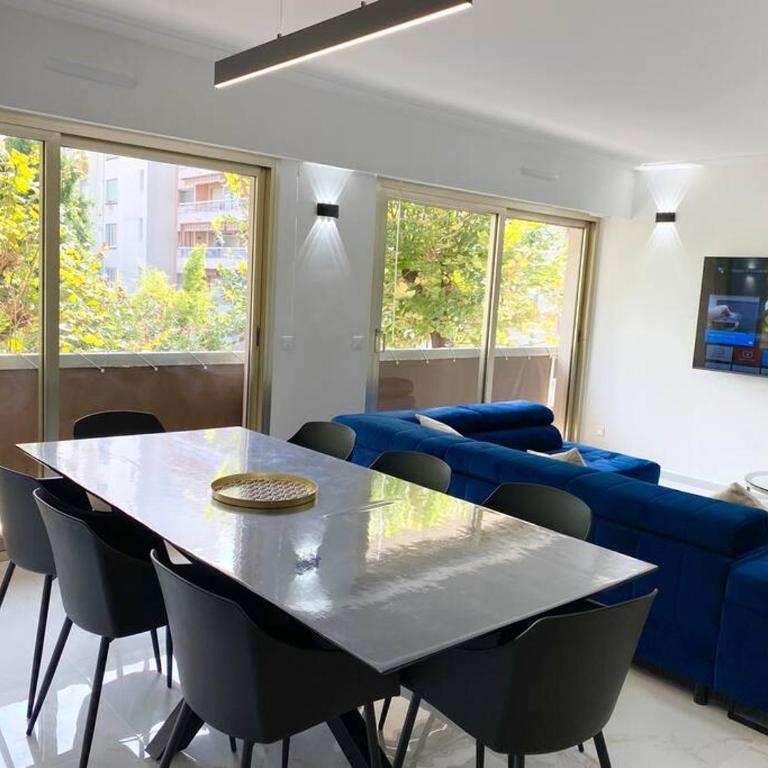Exceptionnel T4 Hyper centre Juan Les Pins 90M2 - Appartement 3 Chambres - 4