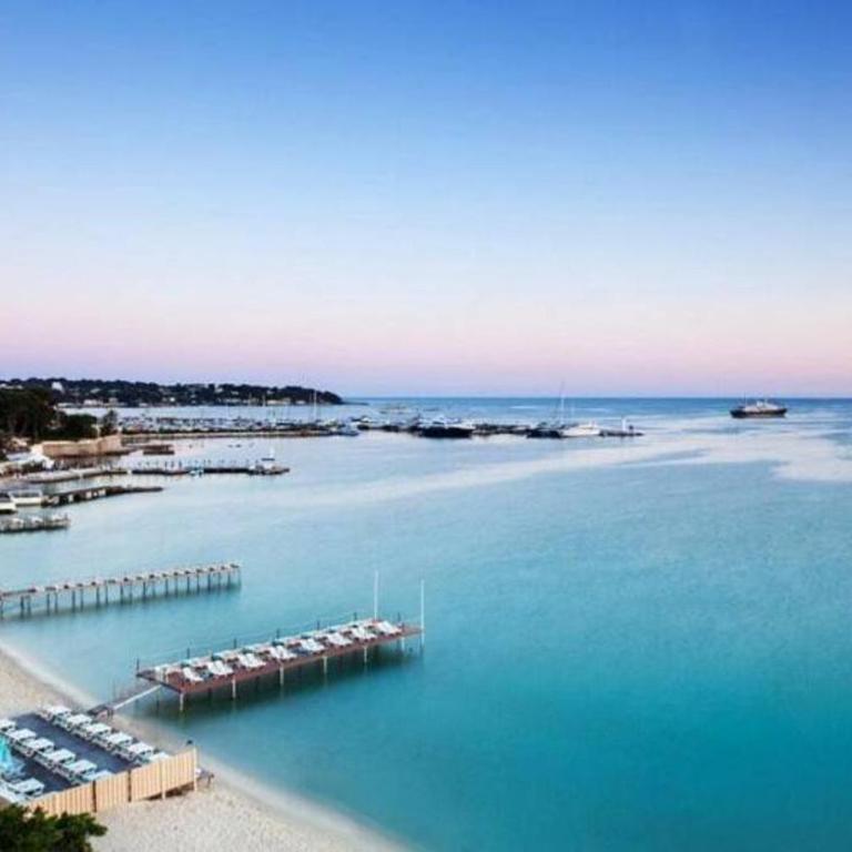 Exceptionnel T4 Hyper centre Juan Les Pins 90M2 - Appartement 3 Chambres - 24