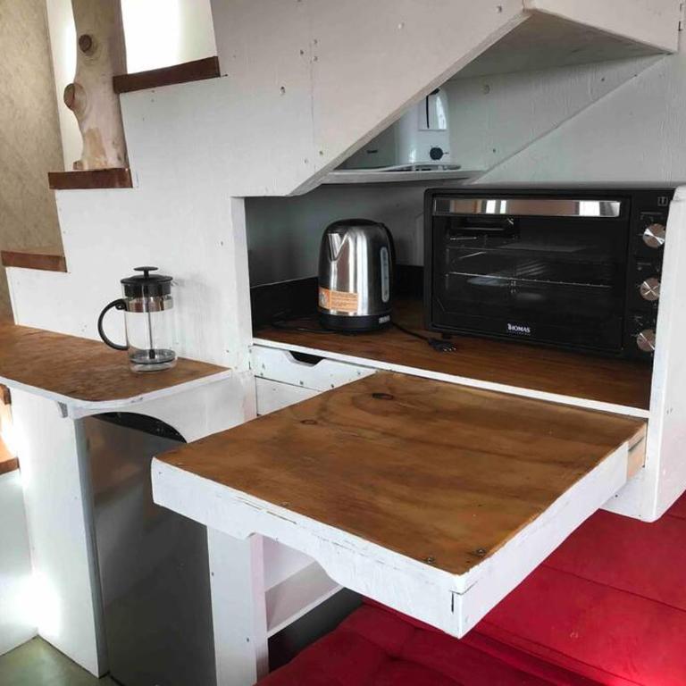 Preciosa mini-casa-bote bien ubicada y linda vista - One-Bedroom Villa - 12