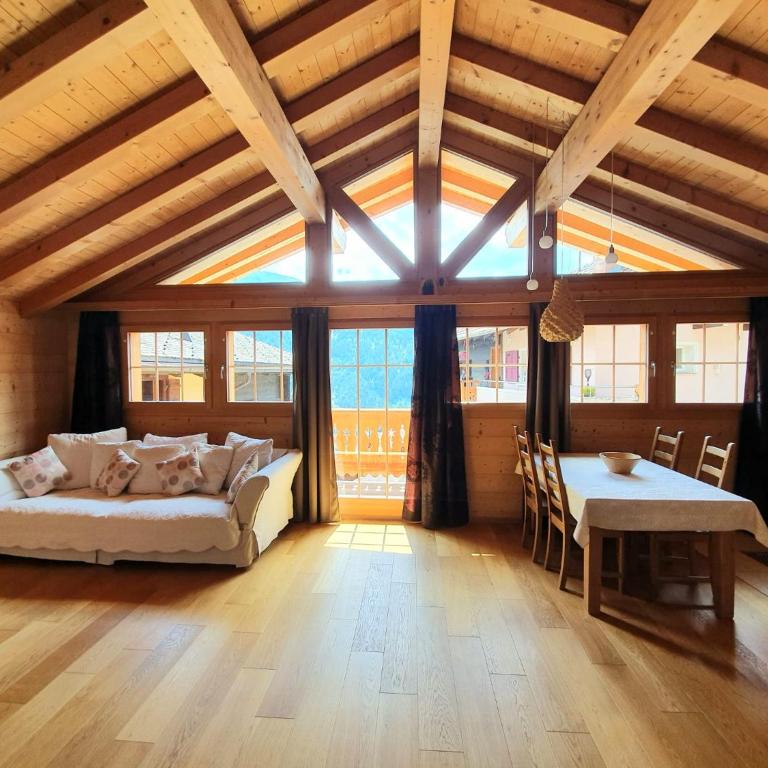 Magnifique et cosy chalet La Marmotte, St-Martin, Val d'Hérens - Chalet mit 2 Schlafzimmern - 2