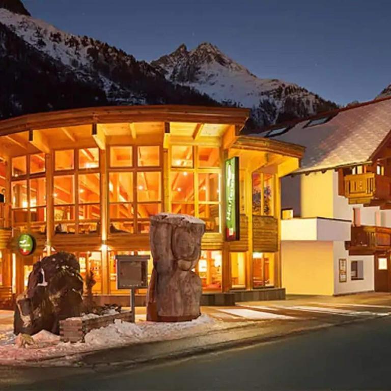 Apartment in Huben near Ski Slopes - Apartment - 31