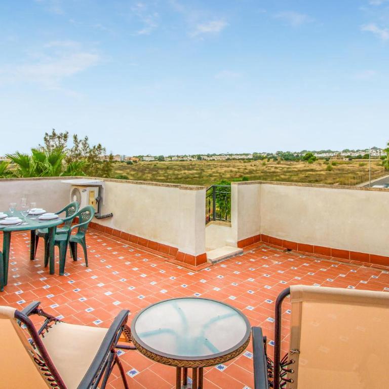 2 Bedroom Cozy Apartment In Orihuela - Apartamento de 2 dormitorios - 14