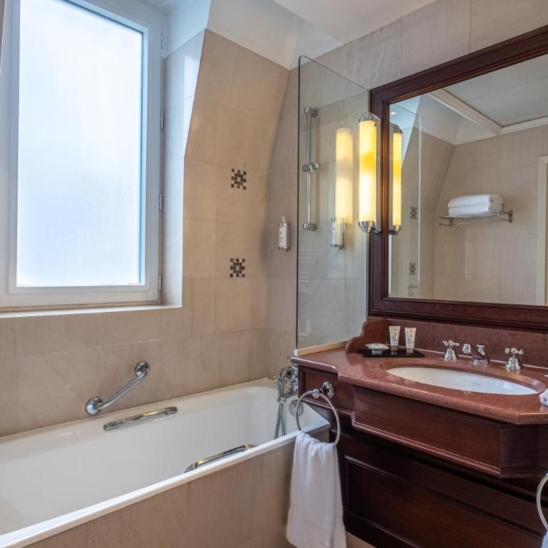 Hôtel Pont Royal Paris - Chambre Deluxe - 4