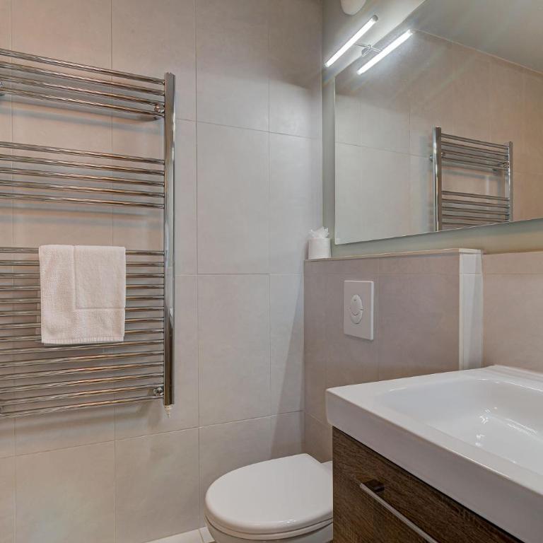 Apartment Fermes du Montenvers B2, Alpes Agency, Central Chamonix, Sleeps 4-5 - Apartment mit 2 Schlafzimmern - 10