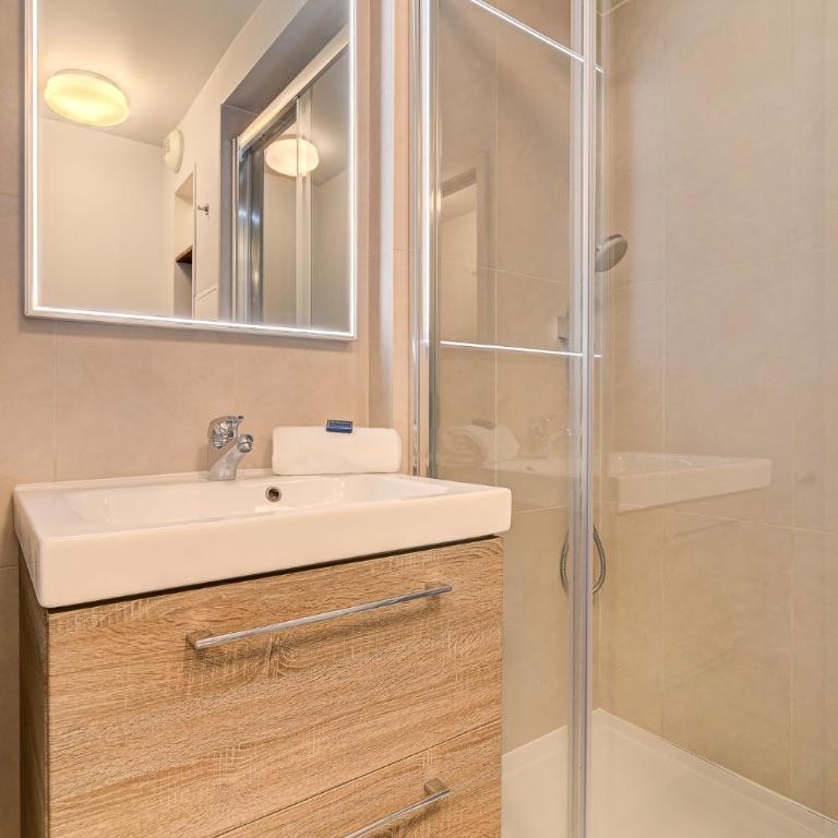 Apartment Fermes du Montenvers B2, Alpes Agency, Central Chamonix, Sleeps 4-5 - Apartment mit 2 Schlafzimmern - 19