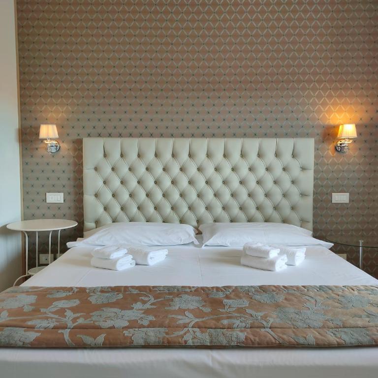 Nuova Opera Rooms & Apartments - Camera Matrimoniale Standard - 2