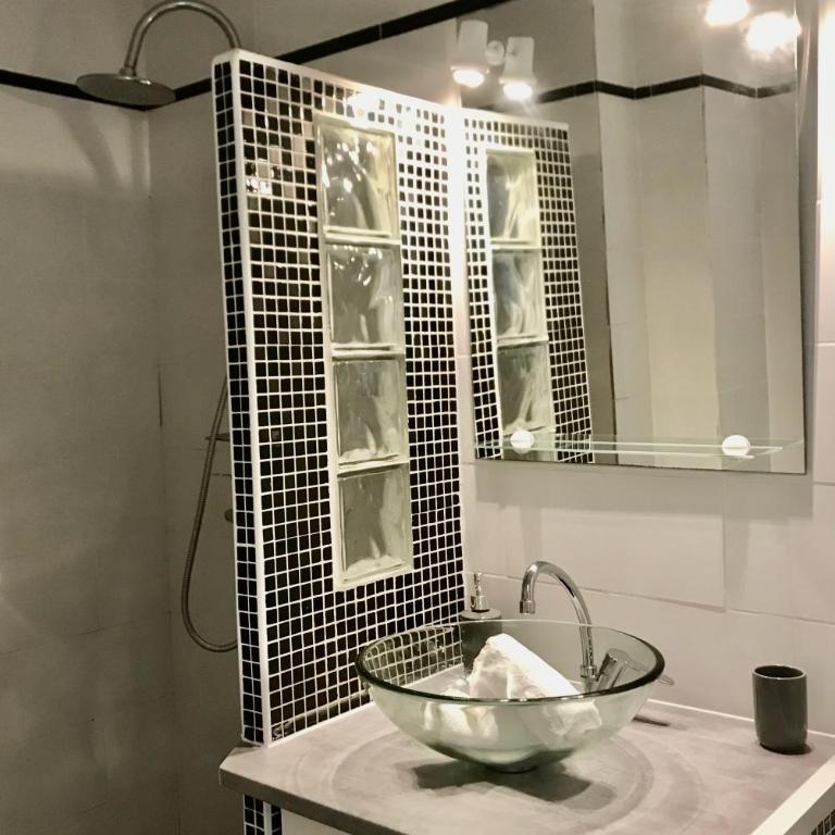 LE BROOKLYN - Studio Centre Ville avec climatisation et connexion Wifi - Estudio - 11