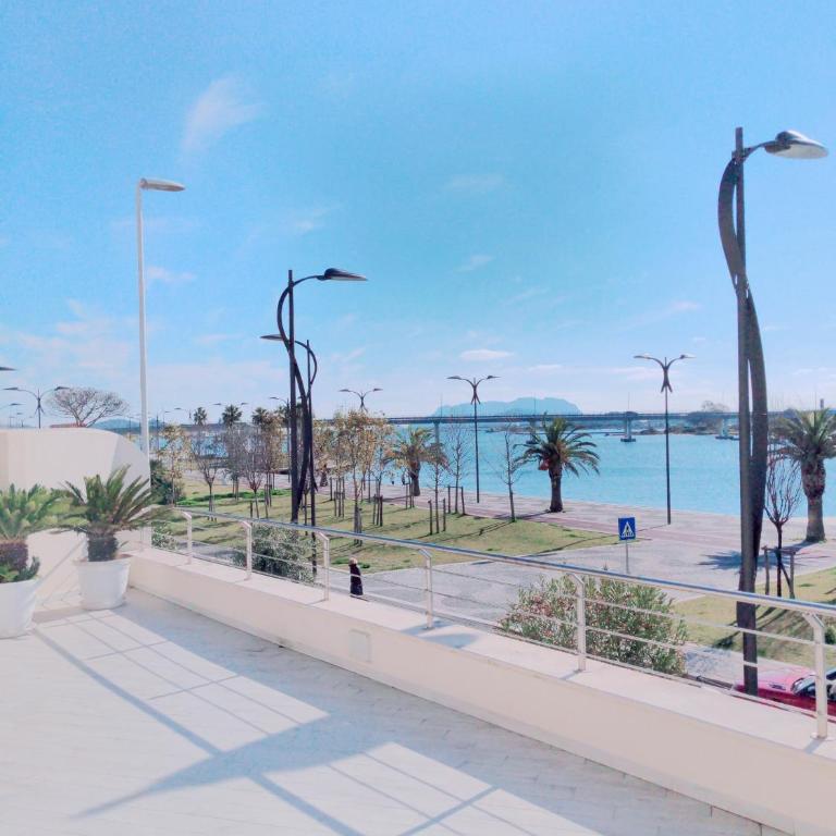 La Promenade Rooms & Suites - Suite Queen con Vista Mare - 9