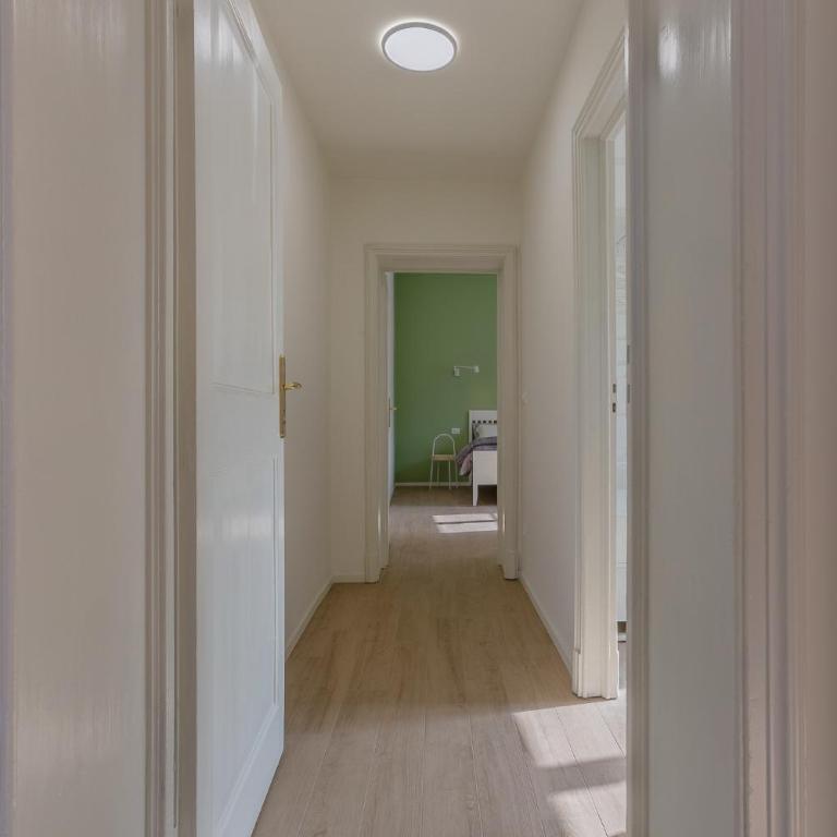 GuestHost - Accademia delle Belle Arti University Apartment - Three-Bedroom Apartment - 11