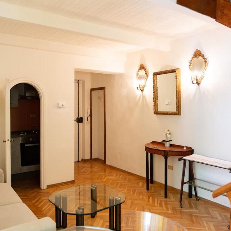 Charming 1BR Apartment - Appartamento con 1 Camera da Letto - 2