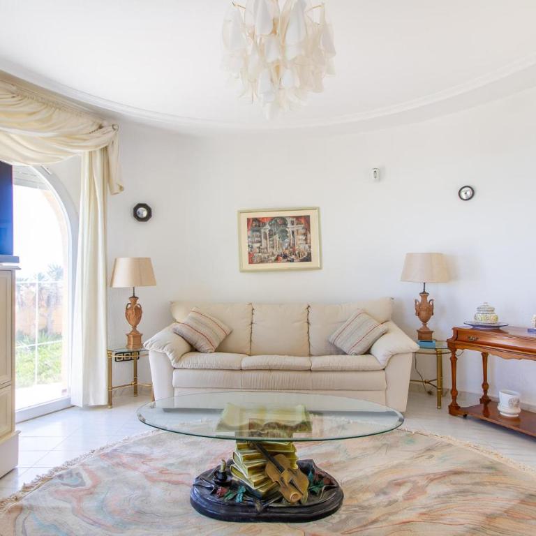 Amazing Home In Cartagena - Casa Vacacional de 3 dormitorios - 6