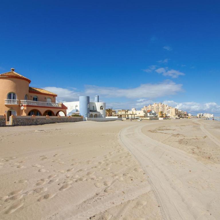 Amazing Home In Cartagena - Casa Vacacional de 3 dormitorios - 13