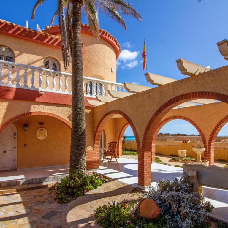 Amazing Home In Cartagena - Casa Vacacional de 3 dormitorios - 20