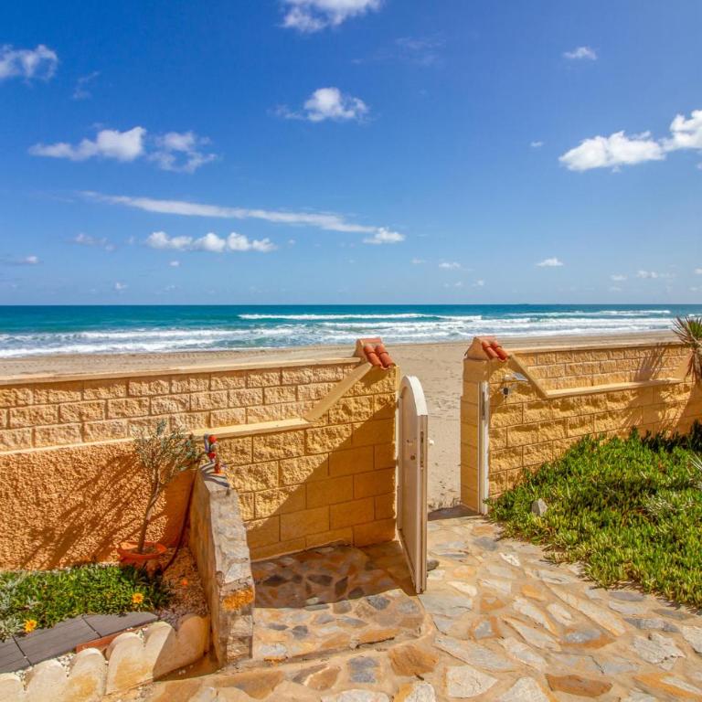 Amazing Home In Cartagena - Casa Vacacional de 3 dormitorios - 24