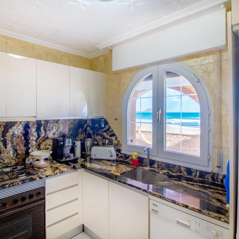 Amazing Home In Cartagena - Casa Vacacional de 3 dormitorios - 30