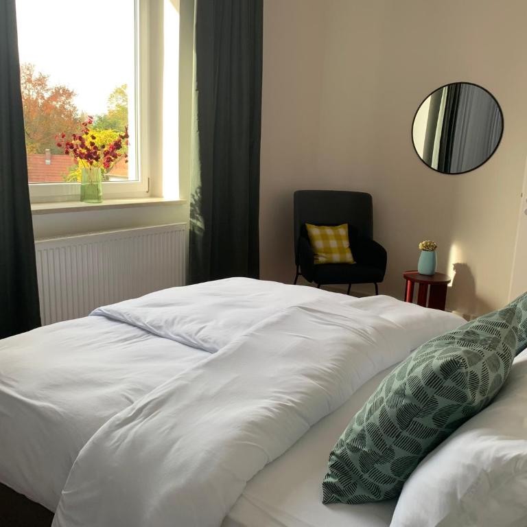 Charmante Stadtwohnung im Textilviertel - Two-Bedroom Apartment - 8