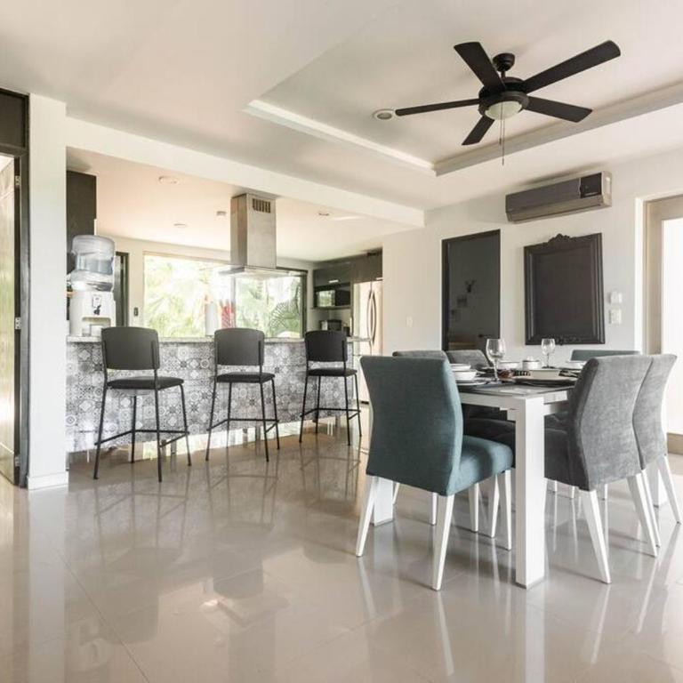Peaceful & beautiful 3 min walking to the beach - Two-Bedroom Apartment - 3
