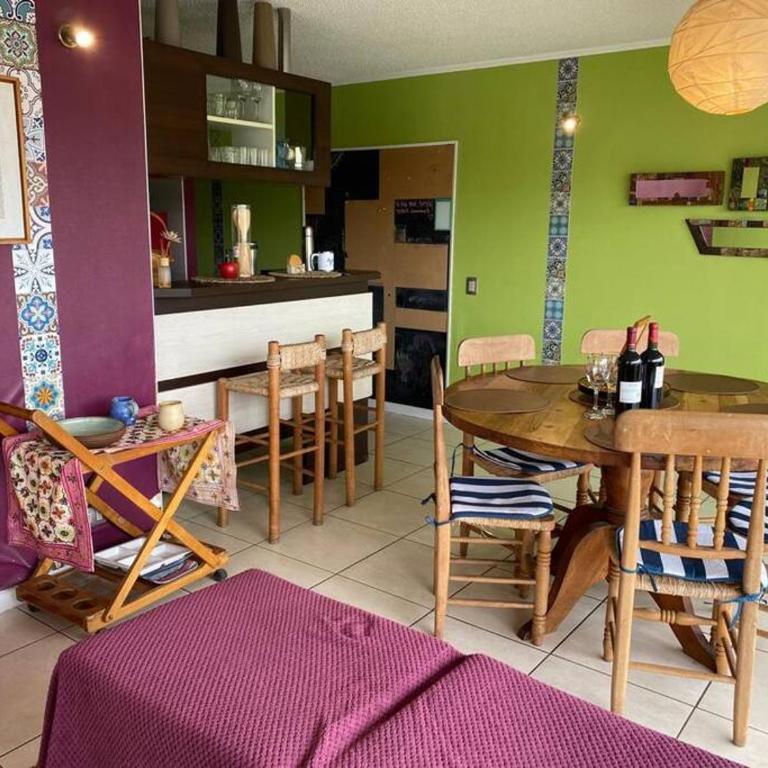 Depto amplio y cómodo para 6 a una cuadra playa - Two-Bedroom Apartment - 22