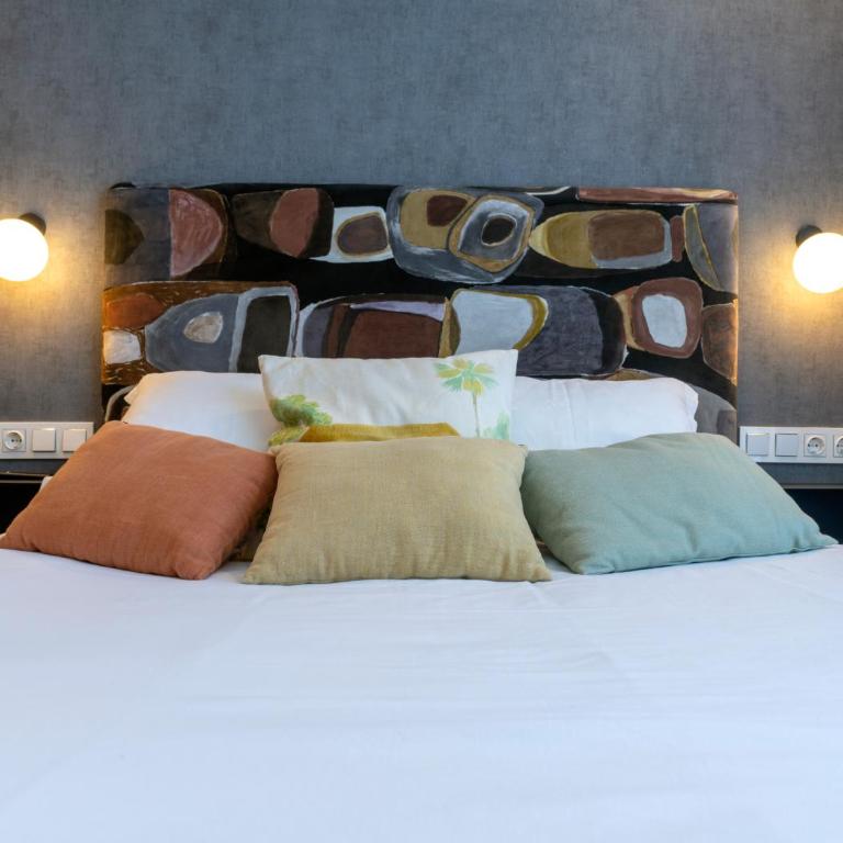 BIG 4 ROOMS in a Centric Home Parking Included - Casa de 4 dormitorios - 46