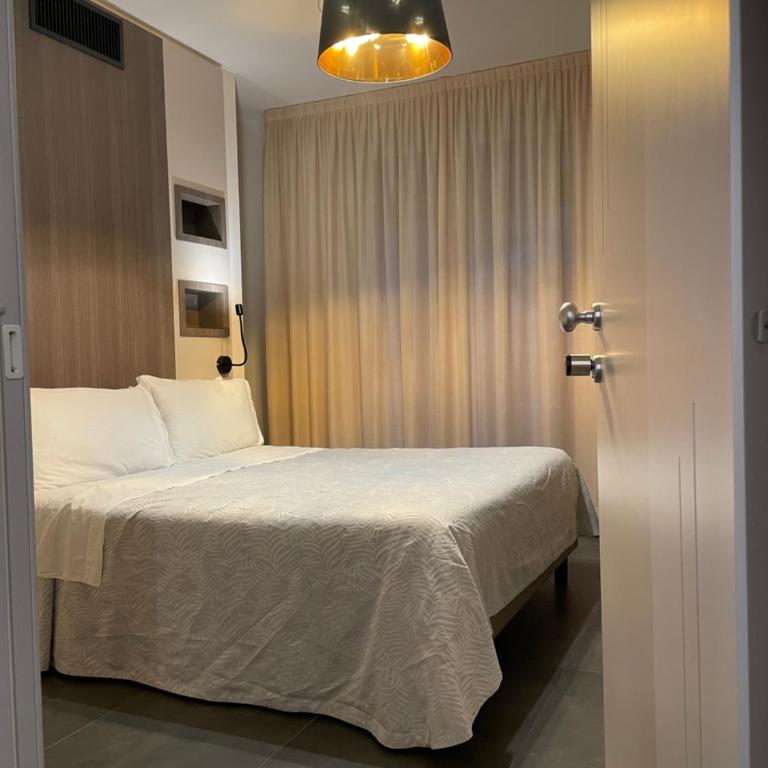 Enjoy Garden - Flavio Baracchini 9 - Rooms - Double Room with Balcony - 3