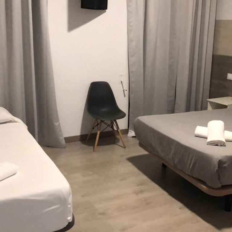 Hotel Gran Plaza - Habitación Doble Superior con cama supletoria - 7