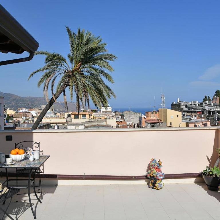 Hotel Le Chevalier - Camera Matrimoniale Deluxe con Terrazza - 10