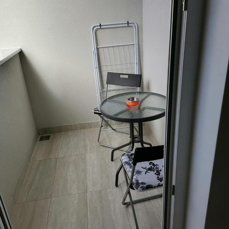 Konstantin Lux 1 - One-Bedroom Apartment - 9