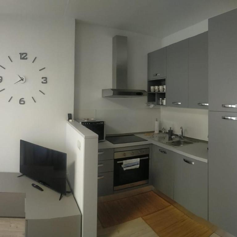 Casa BRUMANA - Appartamento con 1 Camera da Letto - 16