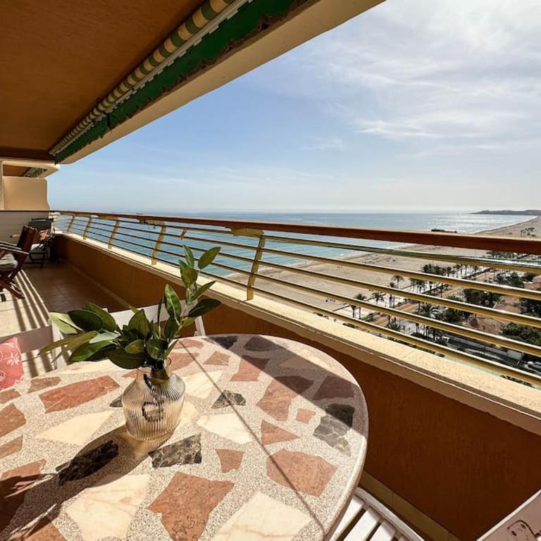 Apto. Tobago, vistas y urbanización de ensueño - Apartamento de 3 dormitorios - 5