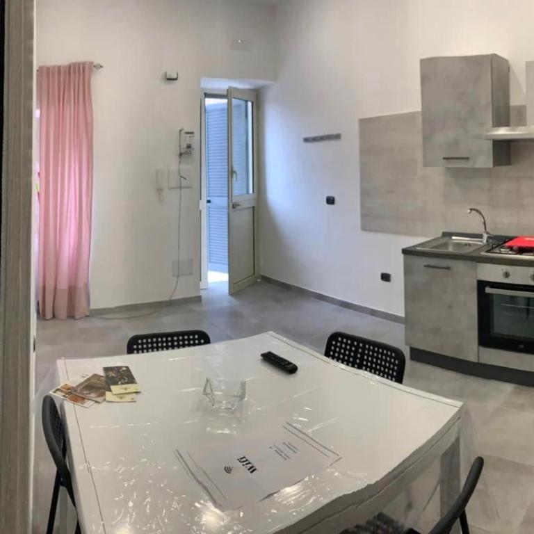 miris apartment fast comfortable naples airport capodichino 25 minutes walk self check-in - One-Bedroom Apartment - 7