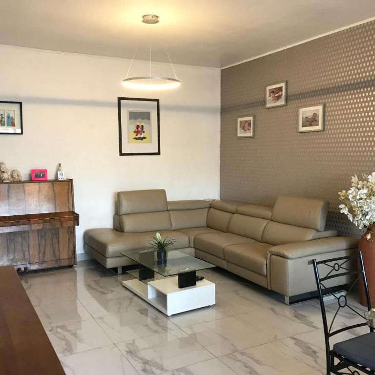 Maison, 2chambres, gde terrasse, prox SNCF, friche et Vieux Port - Two-Bedroom House - 32