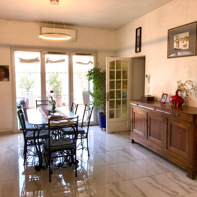 Maison, 2chambres, gde terrasse, prox SNCF, friche et Vieux Port - Two-Bedroom House - 34