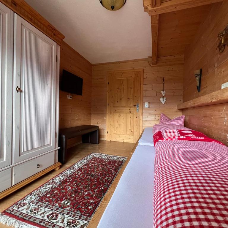 Fürstenhof - Three-Bedroom Apartment - 12